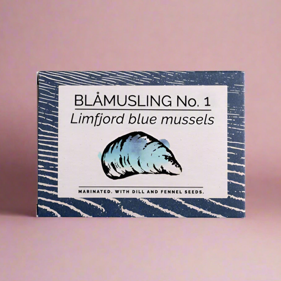 Packaging of Limfjord blue mussels with a blue and white design.
